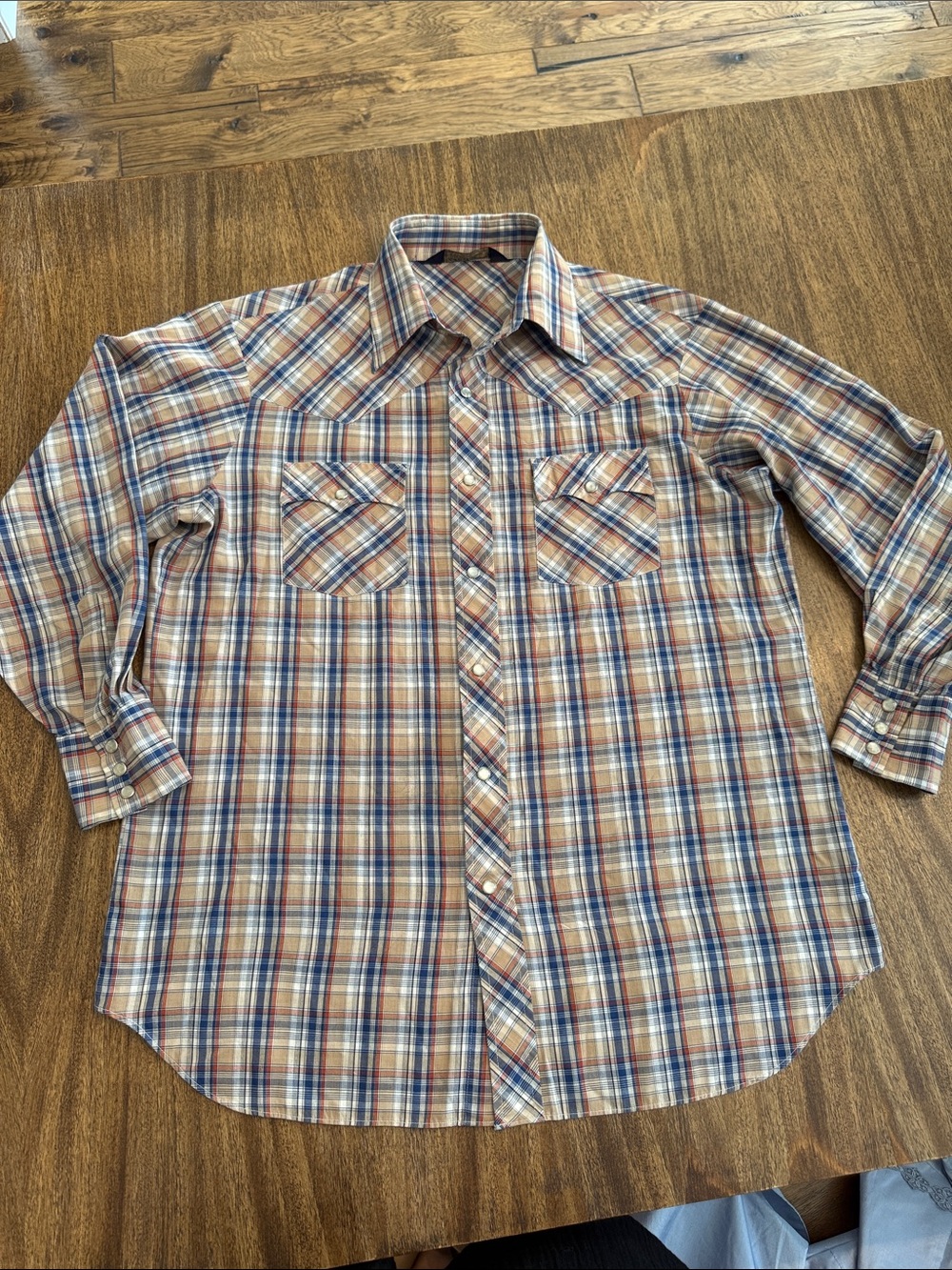 Lariat pearl snap western brown/blue/tan/red plaid shirt size Large